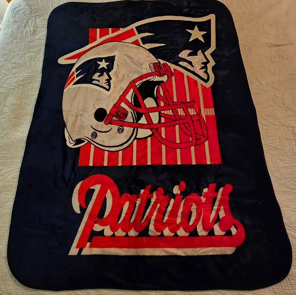 Vintage New England Patriots‎ Pats Throw Blanket By The Northwest Co. Team NFL